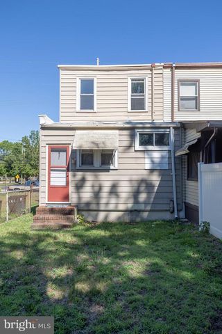 136 S KING ST, Gloucester City, NJ 08030