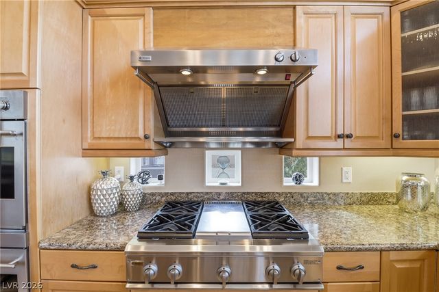 5100 Elvis Presley Court, Las Vegas, NV 89131