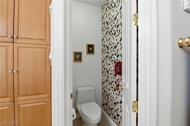 5100 Elvis Presley Court, Las Vegas, NV 89131