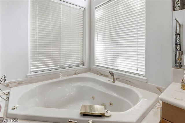 5100 Elvis Presley Court, Las Vegas, NV 89131