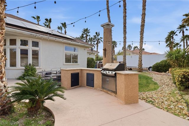 5100 Elvis Presley Court, Las Vegas, NV 89131