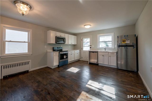 927 Birmingham Street, Bridgeport, CT 06606