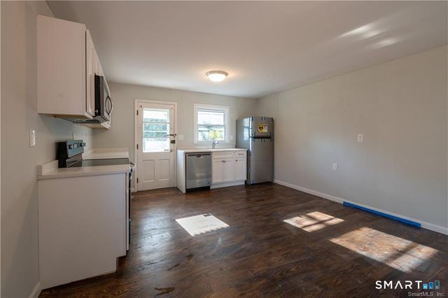 927 Birmingham Street, Bridgeport, CT 06606