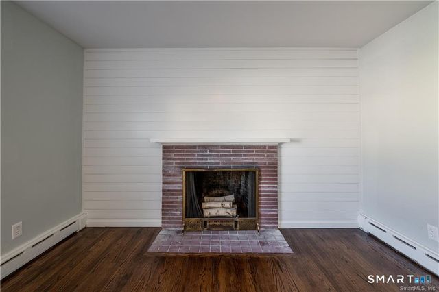 927 Birmingham Street, Bridgeport, CT 06606