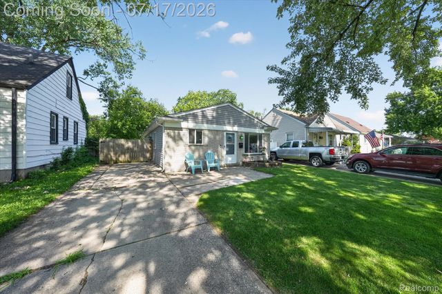 7936 Weddel Street, Taylor, MI 48180