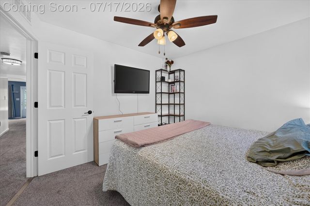 7936 Weddel Street, Taylor, MI 48180
