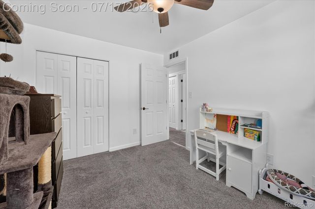 7936 Weddel Street, Taylor, MI 48180
