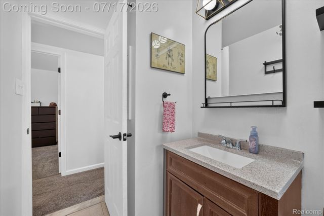 7936 Weddel Street, Taylor, MI 48180