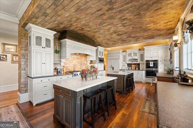 2956 Walhalla Hwy, Six Mile, SC 29682