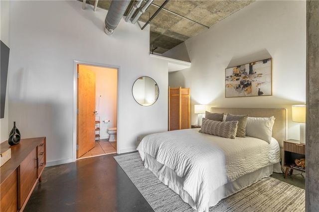 660 Glen Iris Drive NE 305, Atlanta, GA 30308