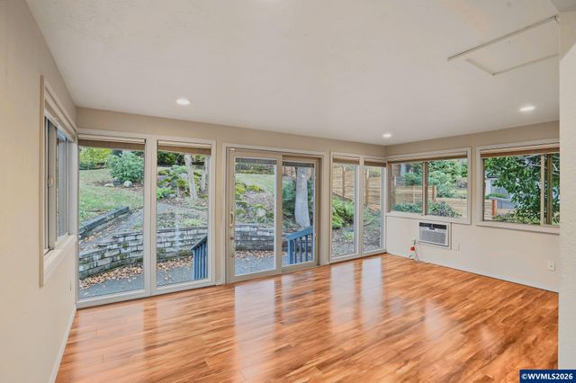 485 Sunwood Dr NW, Salem, OR 97304