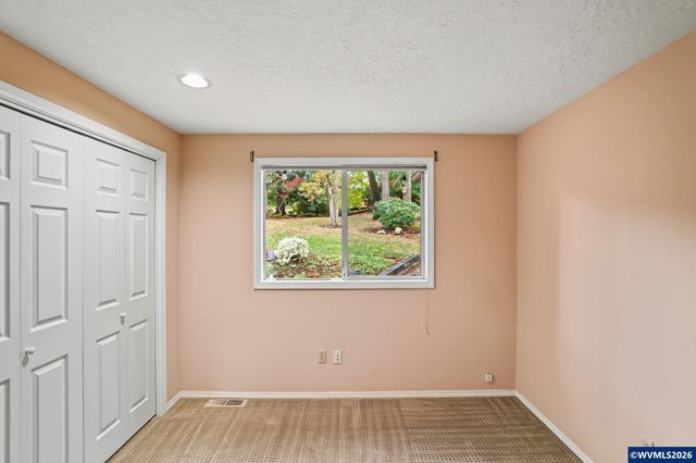 485 Sunwood Dr NW, Salem, OR 97304