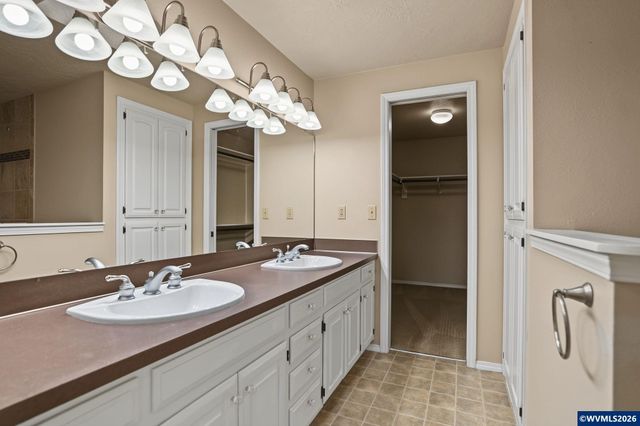 485 Sunwood Dr NW, Salem, OR 97304