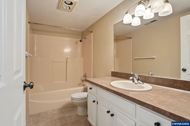 485 Sunwood Dr NW, Salem, OR 97304