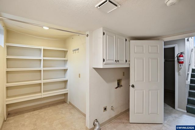 485 Sunwood Dr NW, Salem, OR 97304
