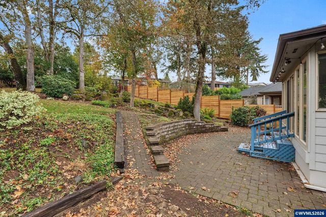 485 Sunwood Dr NW, Salem, OR 97304
