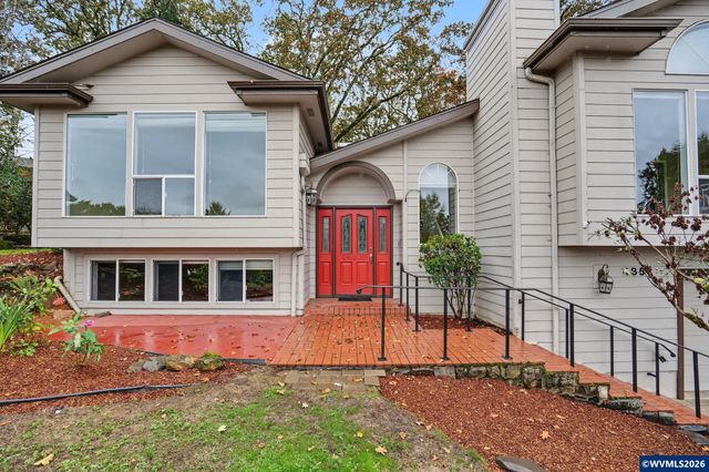 485 Sunwood Dr NW, Salem, OR 97304