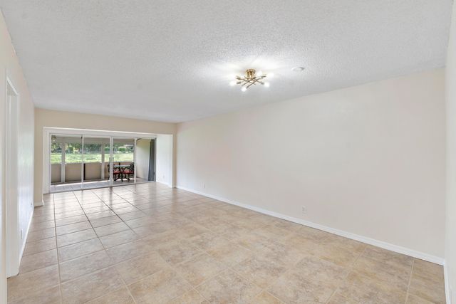 1020 CITRUS Way 101, Delray Beach, FL 33445