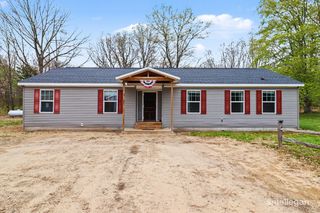21176 3 Mile Road, Morley Vlg-aetna Twp, MI 49336