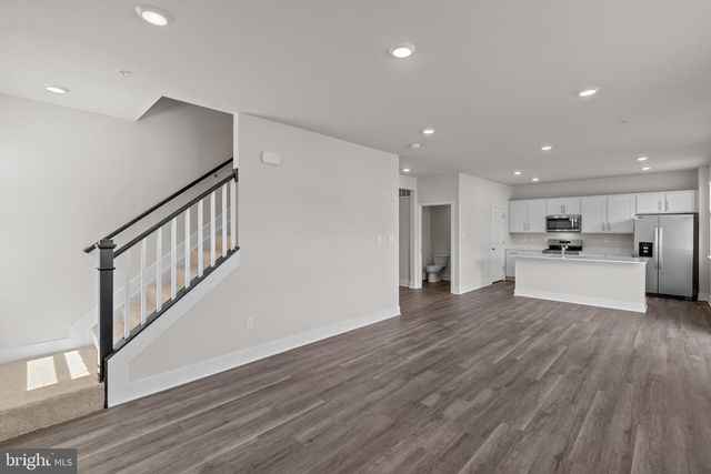 5208 MANOR PARK DR, Upper Marlboro, MD 20772