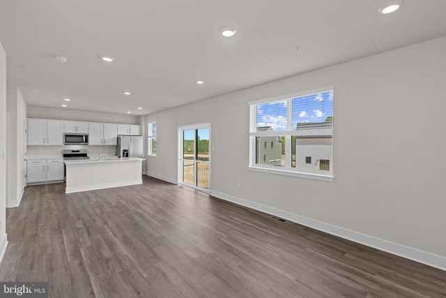 5208 MANOR PARK DR, Upper Marlboro, MD 20772