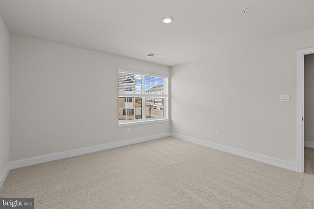 5208 MANOR PARK DR, Upper Marlboro, MD 20772
