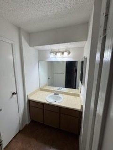 5511 Cripple Brook Court, Houston, TX 77017