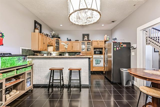 1713 Moody Avenue, Galveston, TX 77550
