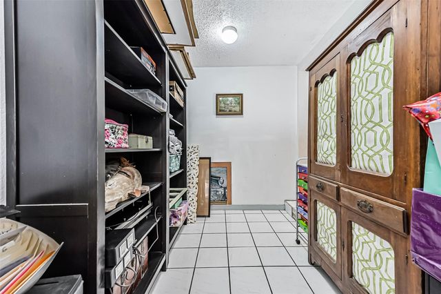 1713 Moody Avenue, Galveston, TX 77550