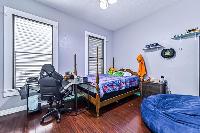 1713 Moody Avenue, Galveston, TX 77550