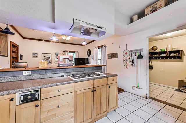 1713 Moody Avenue, Galveston, TX 77550