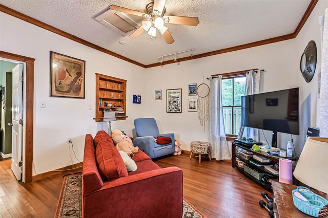 1713 Moody Avenue, Galveston, TX 77550
