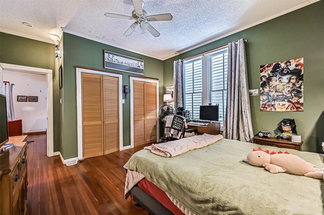 1713 Moody Avenue, Galveston, TX 77550