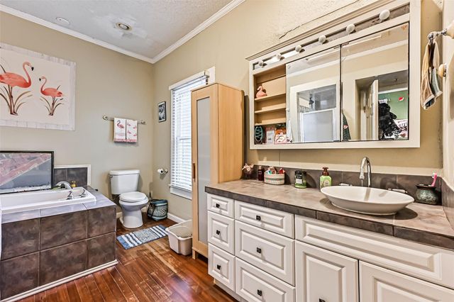 1713 Moody Avenue, Galveston, TX 77550