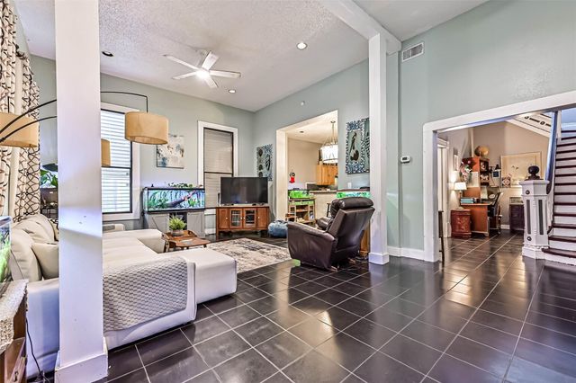 1713 Moody Avenue, Galveston, TX 77550