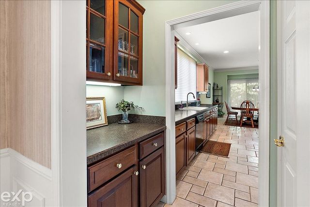 54380 Sassafras Drive, Shelby Twp, MI 48315