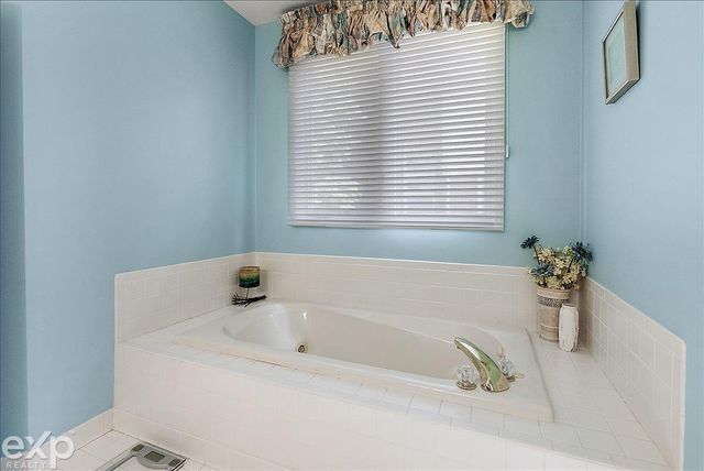 54380 Sassafras Drive, Shelby Twp, MI 48315