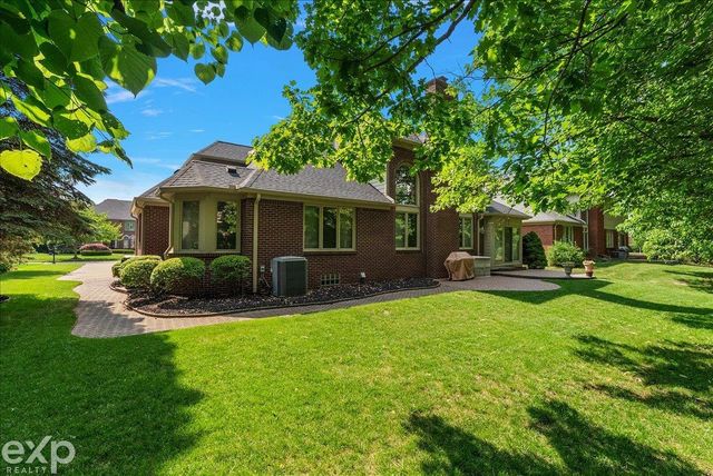 54380 Sassafras Drive, Shelby Twp, MI 48315
