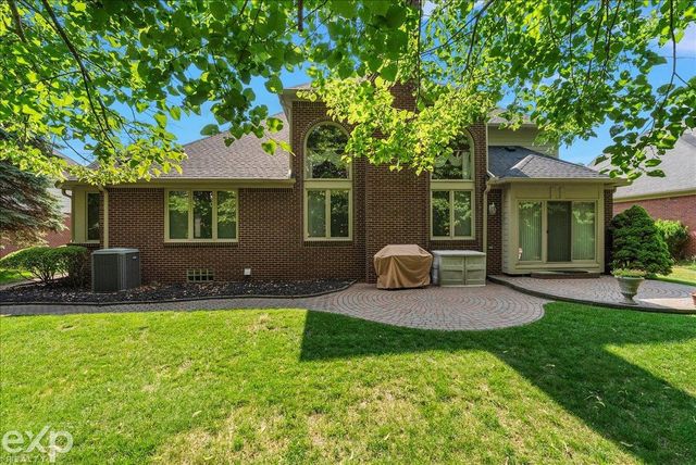 54380 Sassafras Drive, Shelby Twp, MI 48315