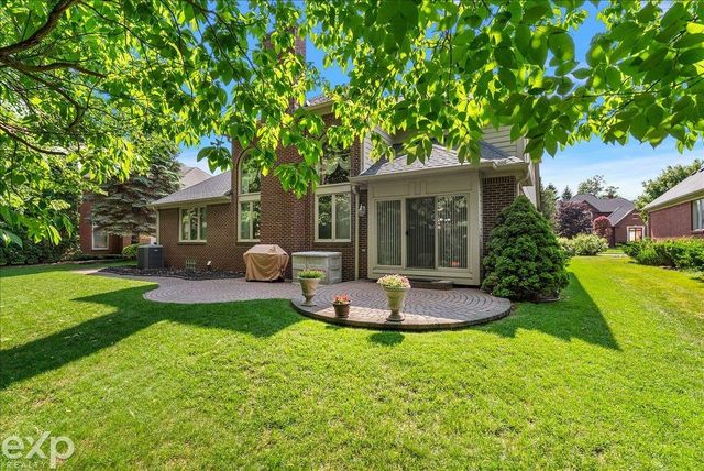 54380 Sassafras Drive, Shelby Twp, MI 48315
