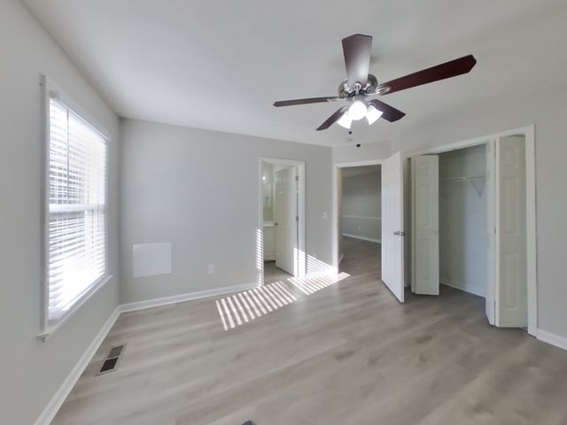 362 Park Ct, N, La Vergne, TN 37086