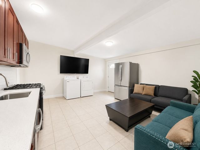 14516 27th Place S, Seatac, WA 98168