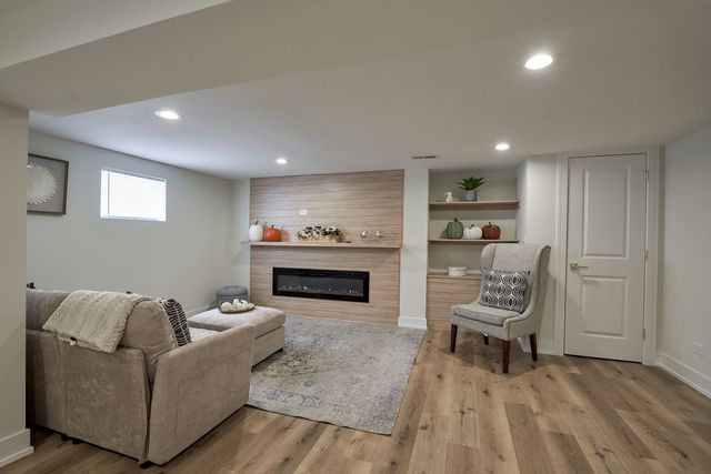 5347 S 73 Avenue, Summit, IL 60501