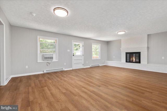 420 E PALL MALL ST, Winchester, VA 22601