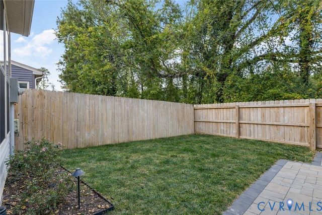 7976 Wistar Woods Ct, Richmond, VA 23228