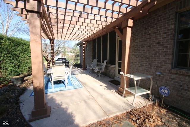 10124 Basalt Court, Noblesville, IN 46060