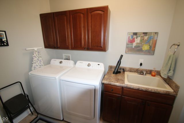 10124 Basalt Court, Noblesville, IN 46060