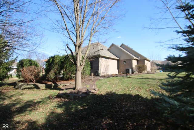 10124 Basalt Court, Noblesville, IN 46060
