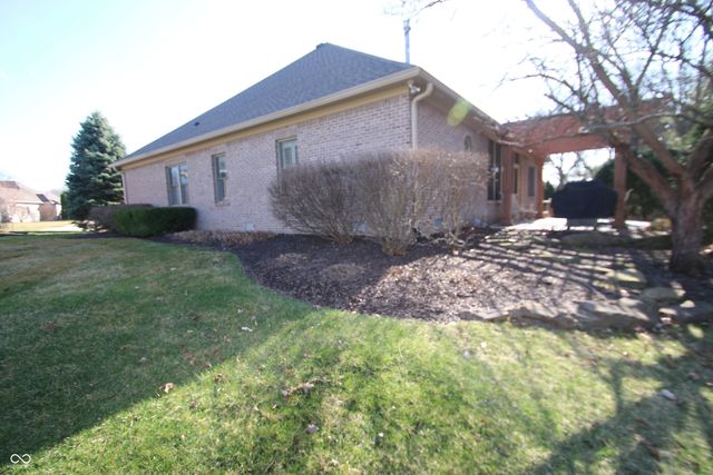 10124 Basalt Court, Noblesville, IN 46060