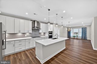 21630 HAWKSBILL HIGH CIR #403, Sterling, VA 20164